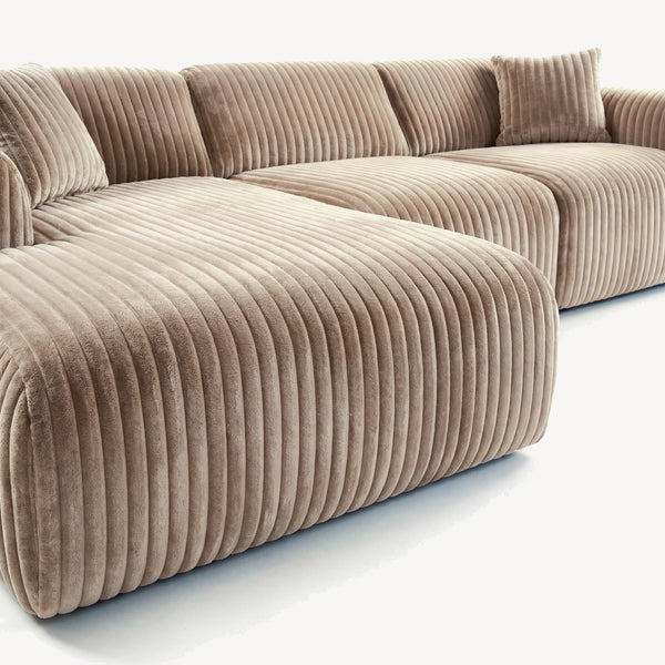 Tamara - Venstrevendt sofa m/sjeselong i beige bred kordfløyel